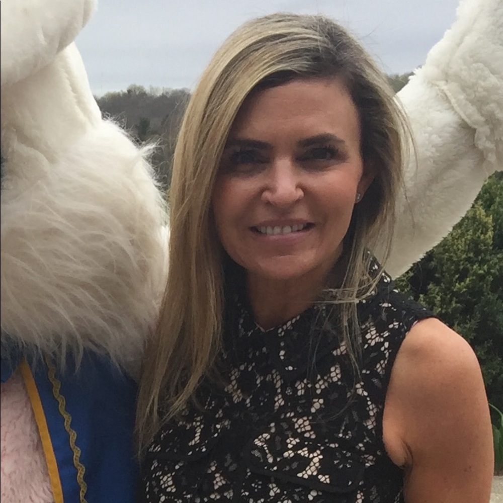 Meet your Posher, Jennifer